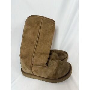 UGG Australia Classic Tall Chestnut Brown Suede Boots Youth Size 1 WORN
